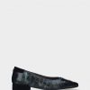 Calcado LEA | Sapato Preto Raso Lea 68